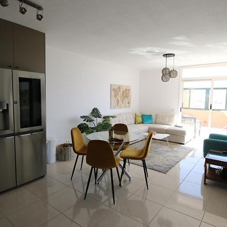 Casita Maria - Luxurious 1-Bedroom Apartment With Sea Views And Pool San Miguel de Abona Bagian luar foto